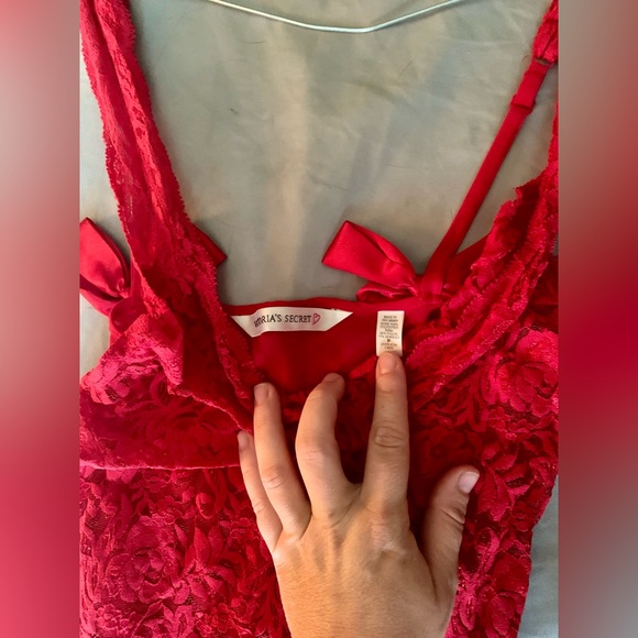 Victoria’s Secret Lace Negligée - Picture 4 of 4